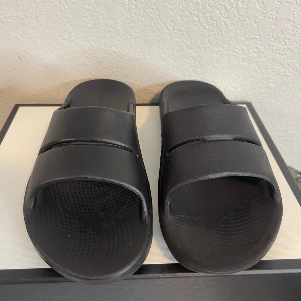 OOFOS OOahh Comfort Recovery Slides Sandals Black Slip On Women's 13 Men's 11